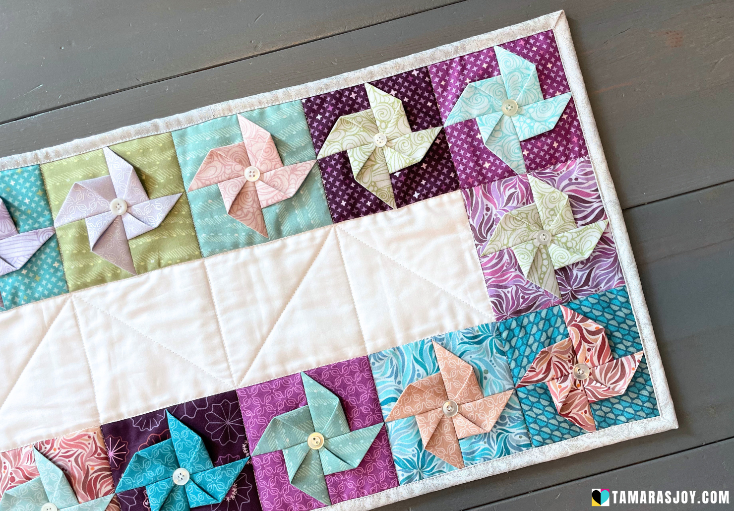 3D Pinwheel Table Runner
