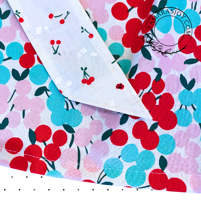 close up of the tie on the apron